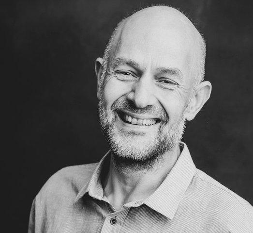 KennisMaker Dyon Dietvorst: lezing 'GSM, de poort naar de wereld'