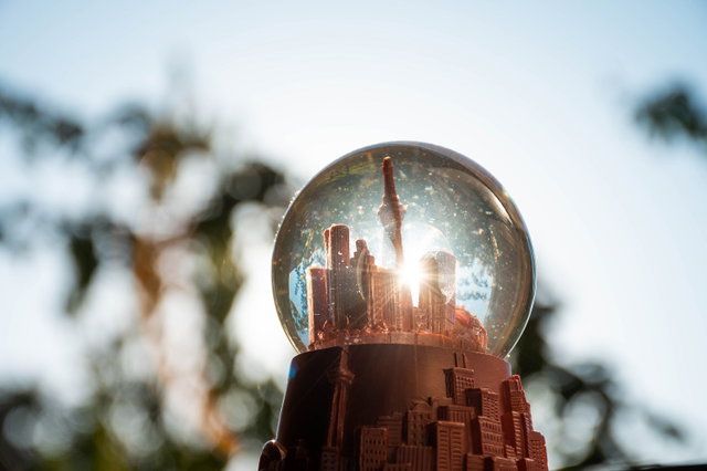 Workshop: Maak je eigen miniwereld in een stolp / schuddebol
