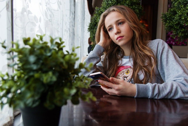 Online thema-ouderavond: Opvoeden in crisistijd 'Je zou nu een puber zijn...'