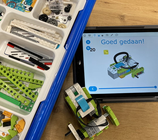 Bouwen en programmeren met LEGO WeDo