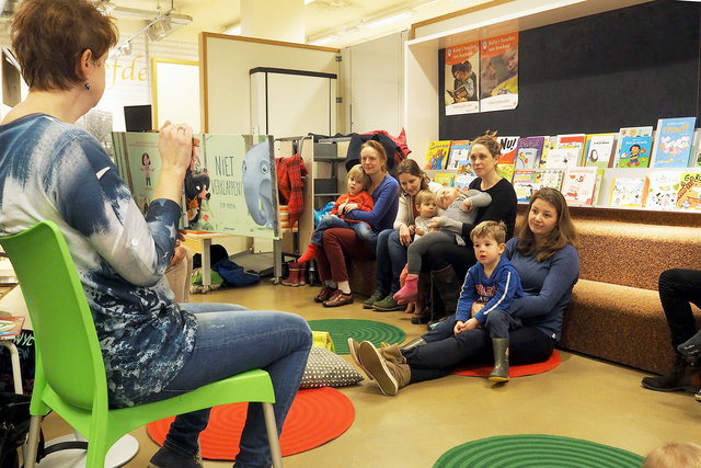 BoekStart voorleesuurtje in Bibliotheek Keizerslanden