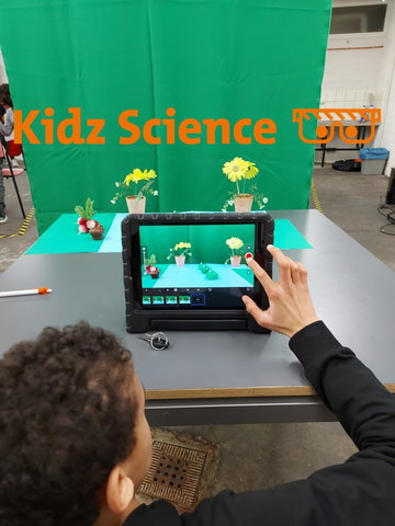 Kidz Science presenteert: Stop Motion, We filmen een boek.