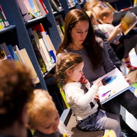 BoekStart voorleesuurtje in de Bibliotheek Colmschate
