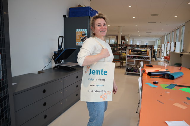 Workshop; Tasje maken met spreuk of gedicht