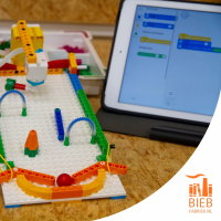 BiebFabriek: LEGO Spike (3): Toverdozen en botsrobots