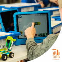 BiebFabriek: Lego WeDo Bouw en programmeer een grasmaaier of kat en muis