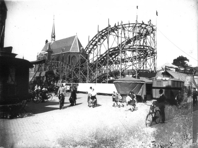 Voorlezen 4+ I Nijmeegse kermis 750 jaar