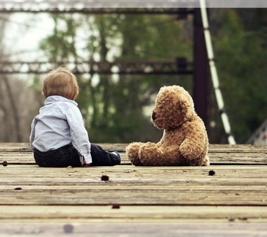 Romanian School: A bridge to childhood