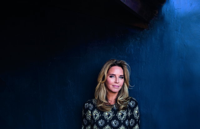Ontmoet Esther Verhoef