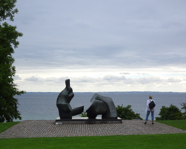 Kunstlezing over Henry Moore
