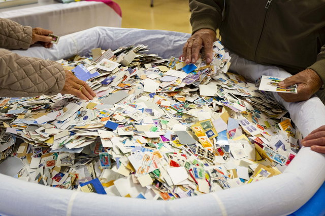 Verzamel- en ruilbeurs: postzegels en andere collecties