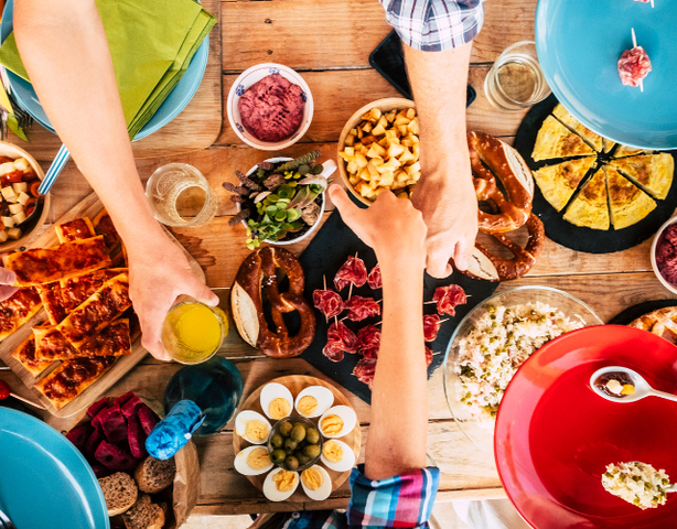 Feestelijk Taalcafé | Eten bij mij thuis
