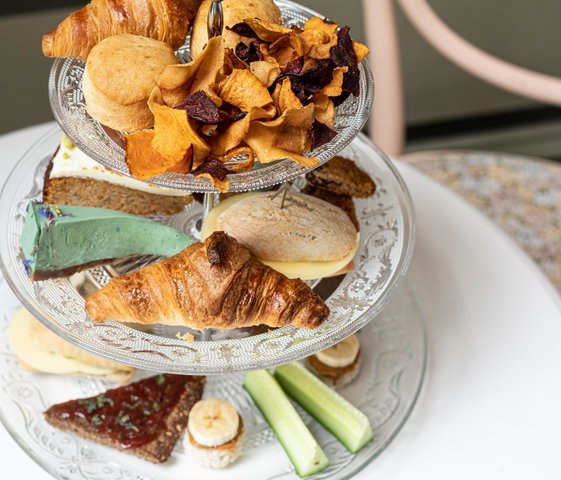 High tea voor thuiswonende mensen met dementie en hun mantelzorger