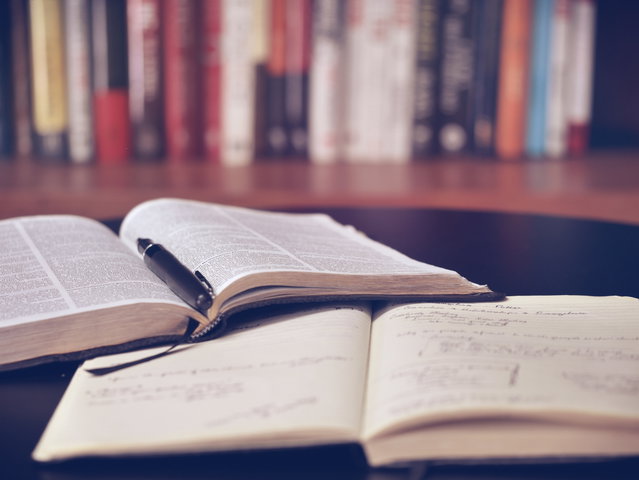 Heel Nederland leest - Boeken op het menu: een avond vol ‘leesvoer’