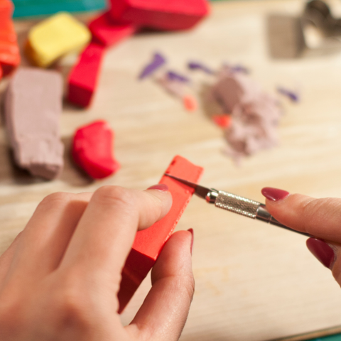 Sleutelhanger of sieraad maken van fimoklei