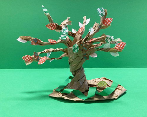 Voorlezen & workshop: maak een verrassingsboom | Westwijk | 4-6 jr.