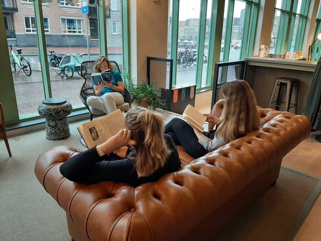MeeMaakPodium: De Leesbank