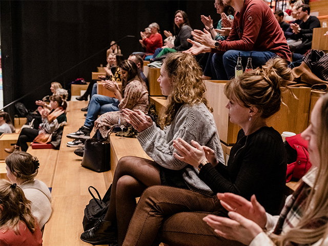 Controverse in de boekenkast