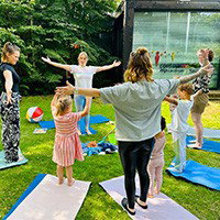 Voorlezen en kinderyoga