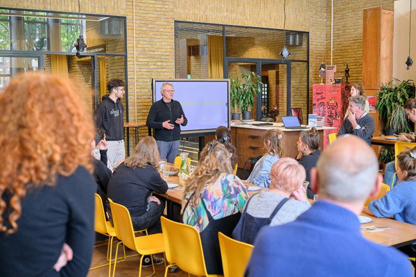 Documentaire: Eerste Utrechts Burgerberaad en hoe verder?