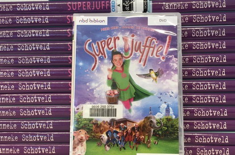 Janneke Schotveld - Superjuffie (VOLGEBOEKT)