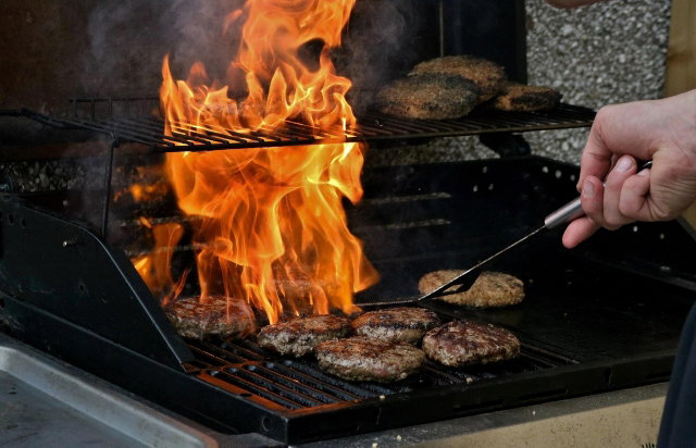 ZomerBBQ met Jongerenwerk, Kinderbuurtcoach en KinderLab Oostgaarde