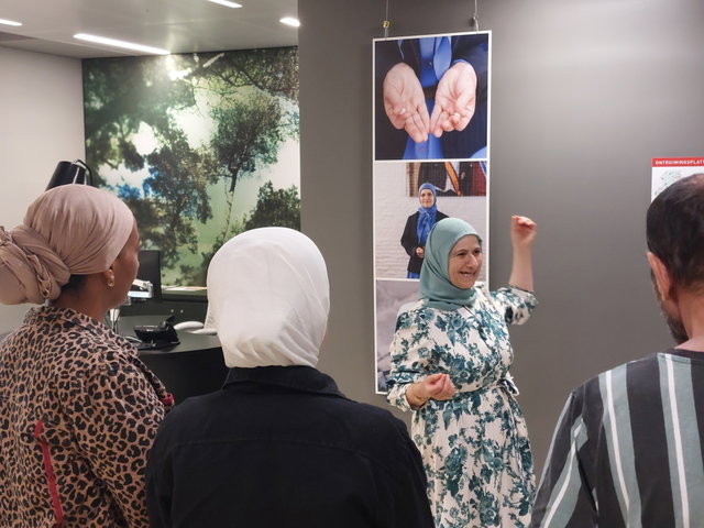 Foto-expositie Yasagül: 'een leven lang leren'