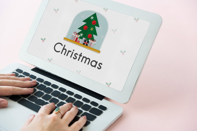 Kerstkaarten maken met Canva