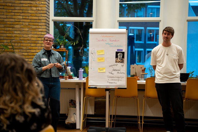 Bloeiklas in Utrecht: Hoe bloeit vriendschap?