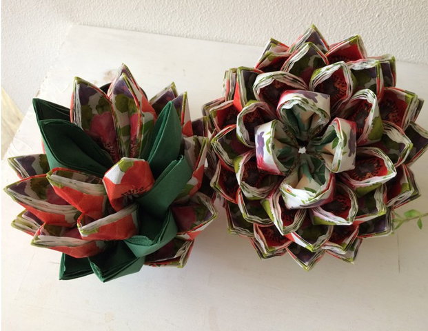Kerstworkshop: Dennenappels vouwen van servetten
