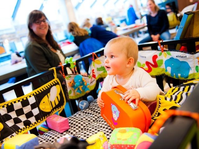 Leesplezier voor baby en dreumes