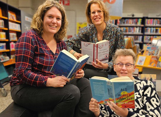 BoekenProeven met Maartje, Hanneke en Yvonne