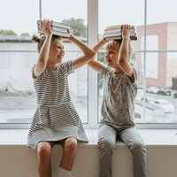 Lisa (11) uit Someren leest haar eigen prentenboek voor