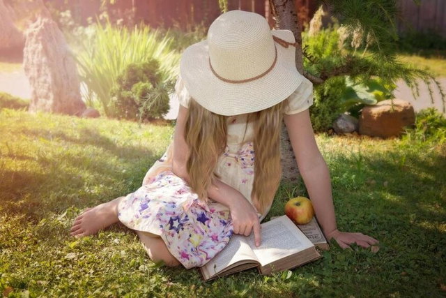 Zomerse boekenclub voor meiden - Ga mee op mystery vakantie!