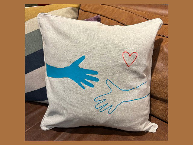 Maakplaats053: Maak een Pillow Hug voor Moederdag (4-18jr.)