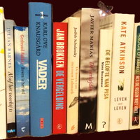 Boekenproeverij in Ontmoetingscentrum Van Noord