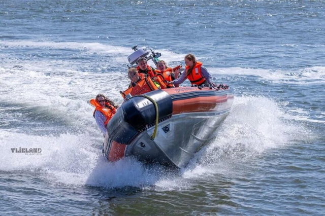 Voorleespret bij KNRM reddingstation Vlieland