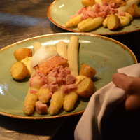 Aspergelunch en -diner bij SAMEN