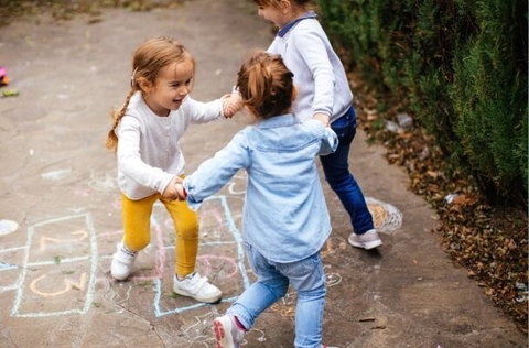 Spelen en vriendjes