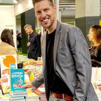Kindercollege: kinderboekenschrijver Rico Hop