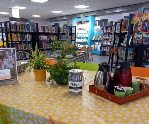 BiebKoffie - Ontmoeten in de bibliotheek
