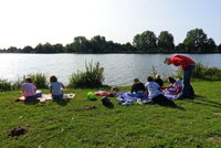 Kunstles Buiten schilderen als Monet groep 4 en 5