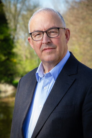 Schrijversbezoek Ahmed Aboutaleb over zijn boek “Thuis”
