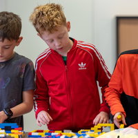 Bouw samen een bewegend LEGO pretpark 29-07-2026 10:30