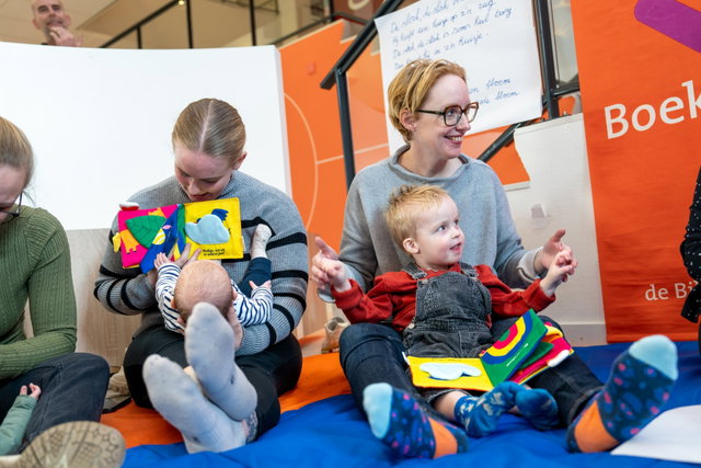 BoekStartwebinar: Leesplezier met je baby en dreumes: de leukste tips