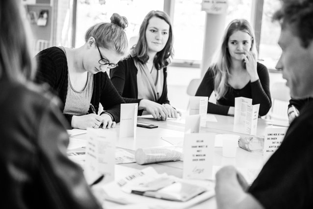 Workshop Loesje: spelen met taal, ideeën en vrijheid van meningsuiting