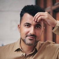 Özcan Akyol op tour