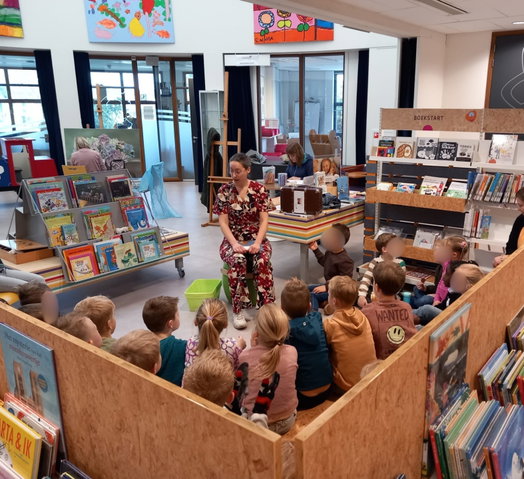 Op bezoek in de bibliotheek