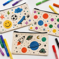 Beschilder je eigen etui voor het nieuwe schooljaar