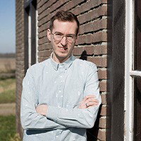 Lezingen bij het programma 'Hotel Central' 04-07-2026 19:30